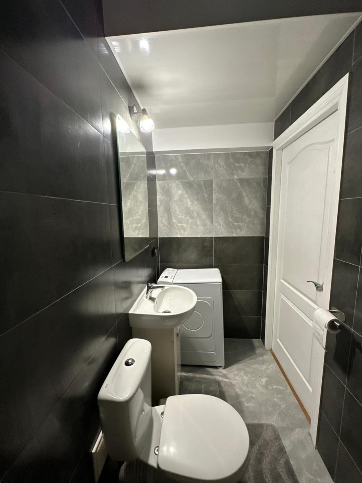 Levvv Apartment ลวีฟ ภายนอก รูปภาพ